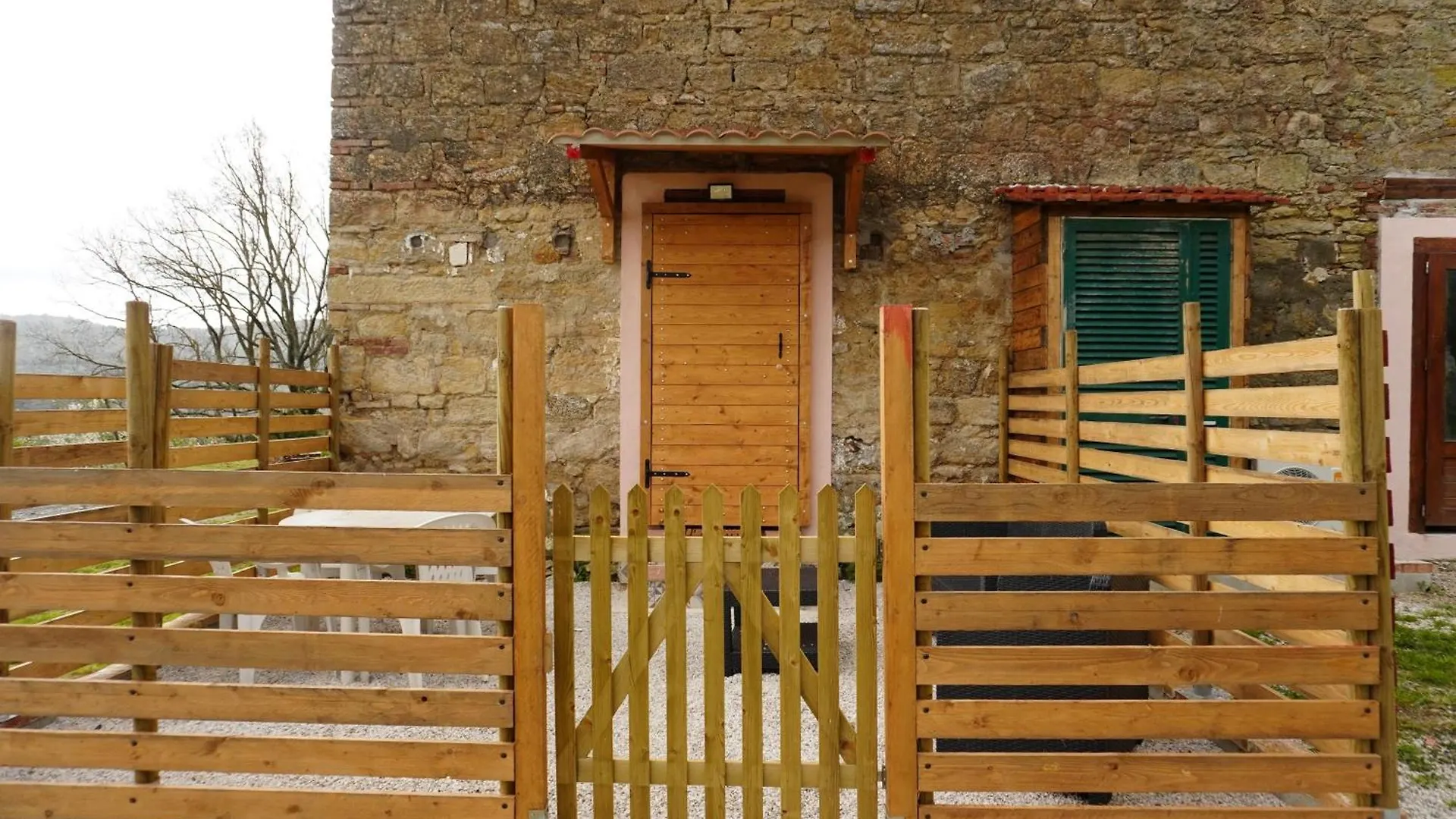 Apartment In Tuscan Farmhouse Livorno