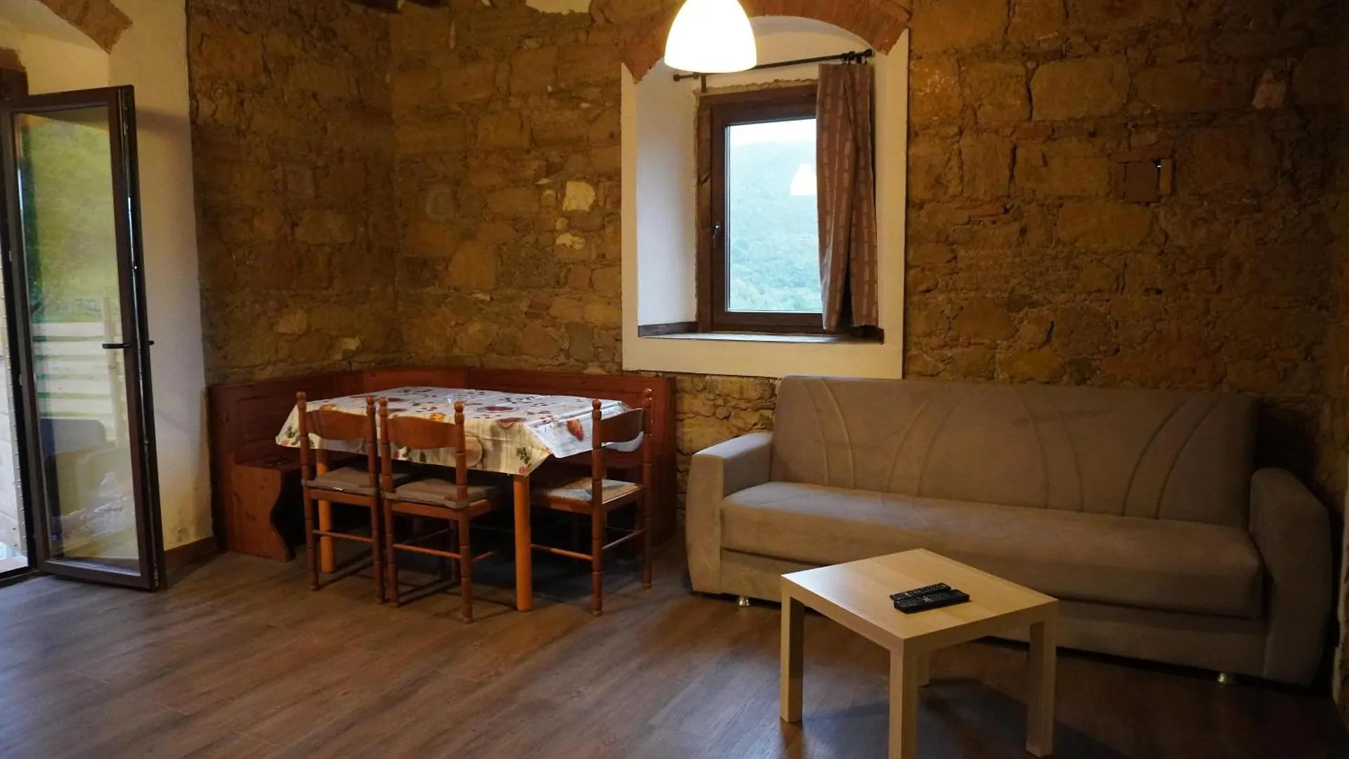 Apartment In Tuscan Farmhouse Livorno Italy
