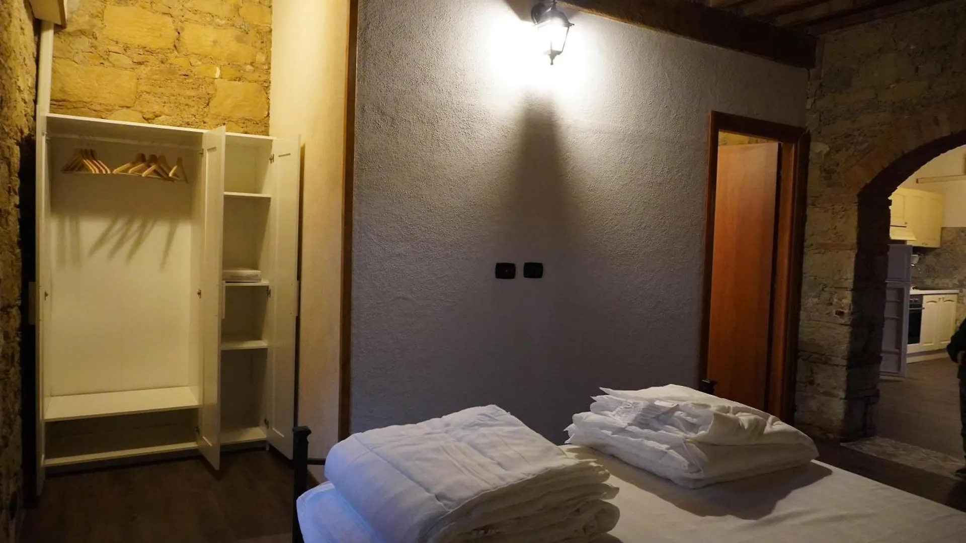 Apartment In Tuscan Farmhouse Livorno