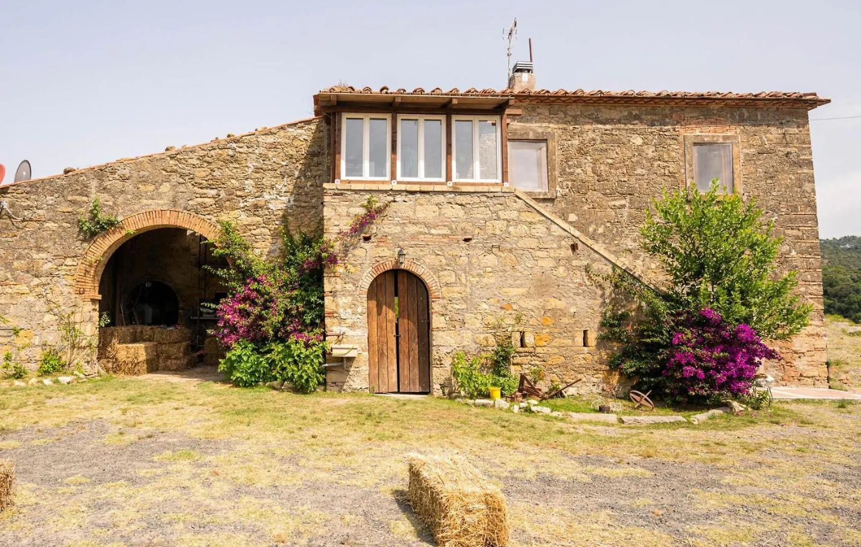 Apartment In Tuscan Farmhouse Livorno