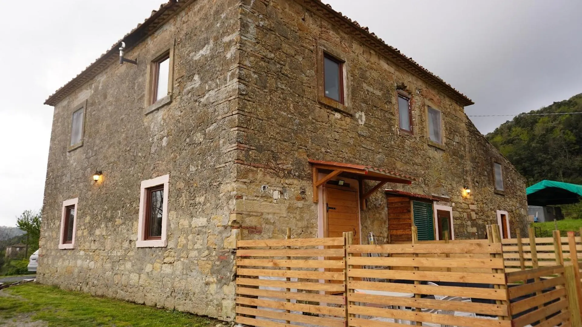 Apartment In Tuscan Farmhouse Livorno